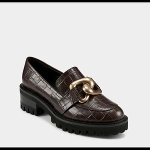 Aerosoles Lilia in Brown faux Crocodile, size 6.5